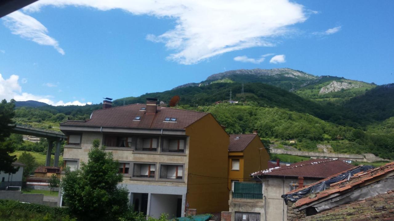Apartamentos Campomanes Buitenkant foto